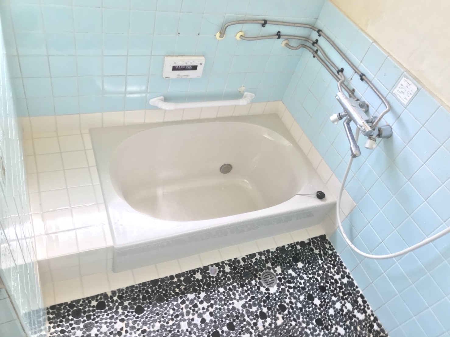 岡山県中区 タイル浴室の浴槽交換リフォーム
